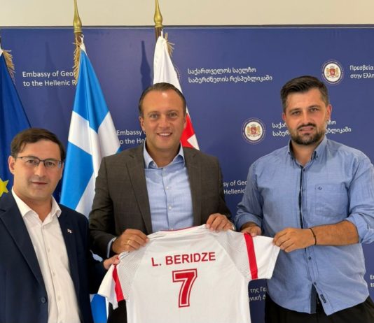 ელჩი ლევან ბერიძე ვალერი ბურჯალიანს- ათენის ბავშვთა საფეხბურთო აკადემია ,,იბერია”-ს დირექტორს შეხვდა